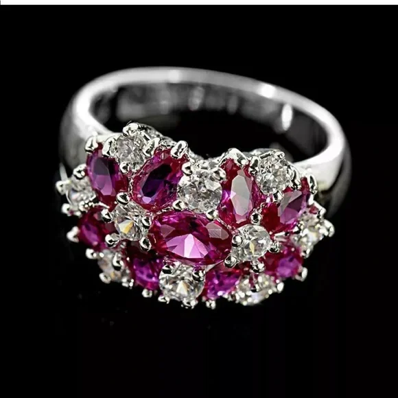 New Women’s 925 Silver Flower Sapphire Ring - Picture 1 of 1